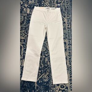 NIC+ZOE White Straight Leg Jeans NWT 29